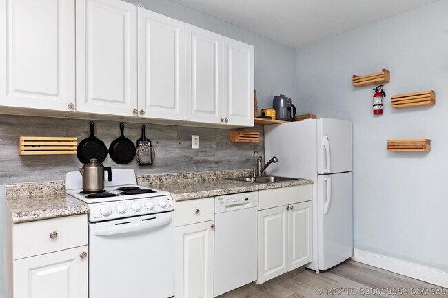 Photo - 505 NE 20th Ave Unit 112