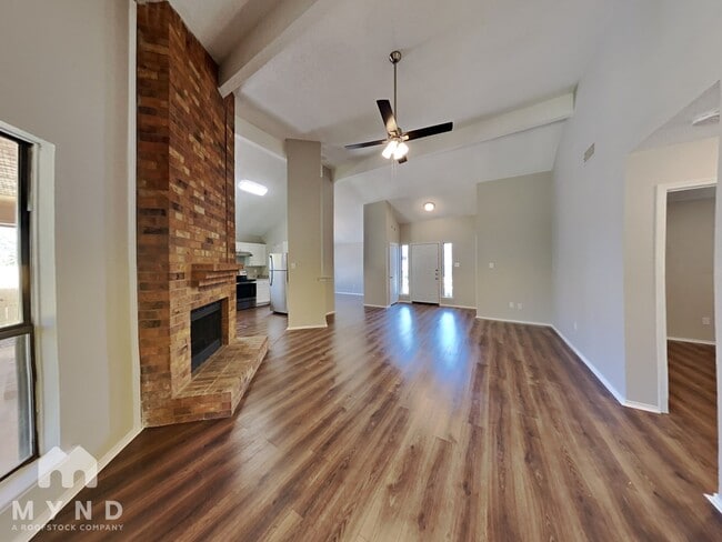 Photo - 6316 Shasta Trail