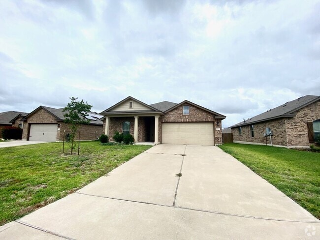 Building Photo - Nearly-New in Midway ISD Rental