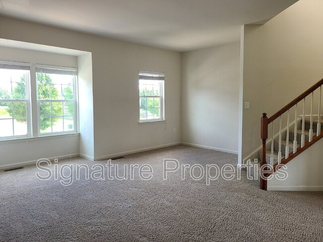 Photo - 35 Allegheny Dr