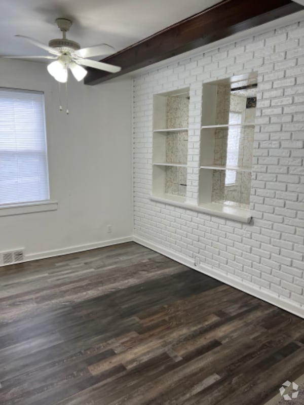 Building Photo - 1356 4th Ave Rental