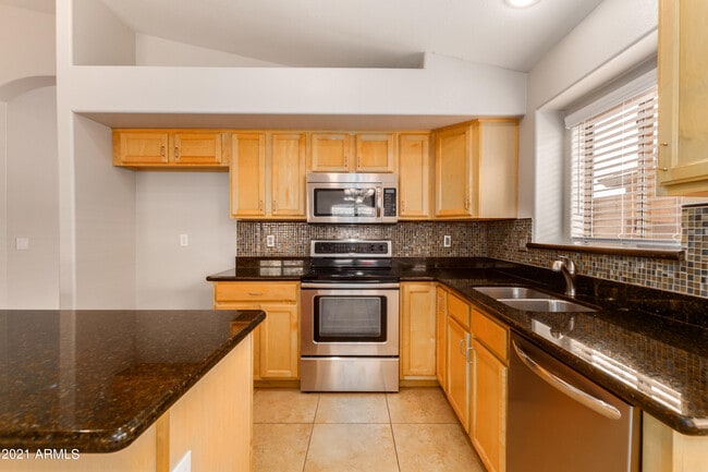 Photo - 11455 E Peterson Ave