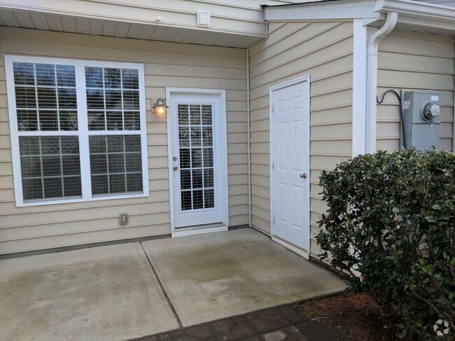 Building Photo - 205 Spring Gardens Drive Rental