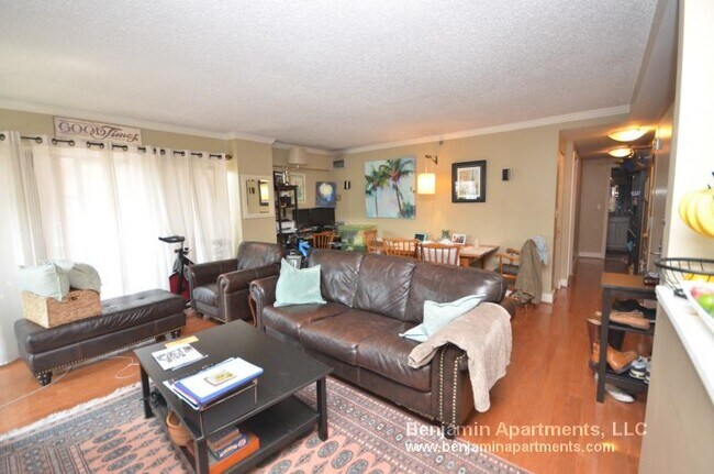 Photo - 15 North Beacon St Unidad 405 Rental