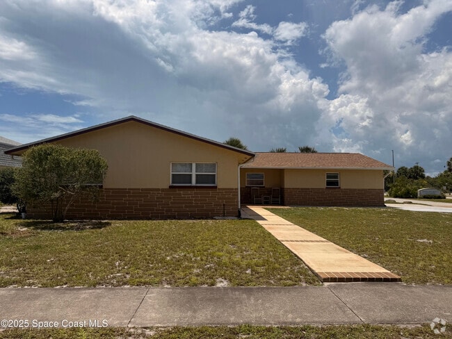Building Photo - 325 Trinidad Dr Rental