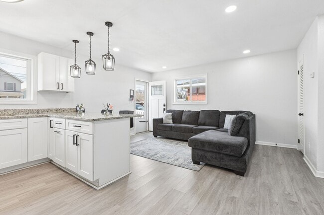 Photo - Beautifully Renovated 3-Bedroom Home in Hampton – Move-In Ready!