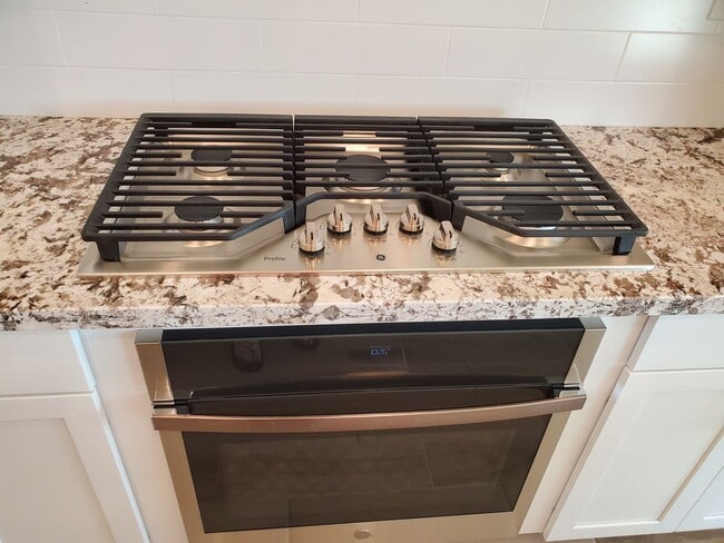 Photo - Next Gen Home with main house and guess unit in Spring lake Area