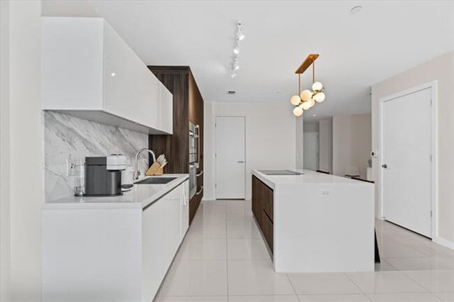 Photo - 851 NE 1st Ave Unit 851 NE 1st Avenue Ave # 4100