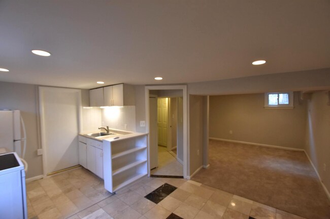 Photo - 909 Maplewood Ave Unit 909 Maplewood Ave., Lower Level