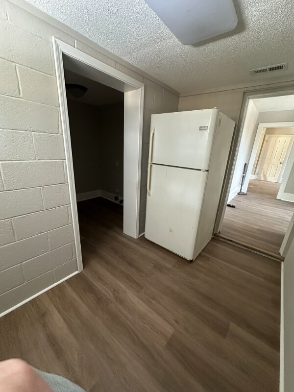 Photo - 2715 Cole Rd