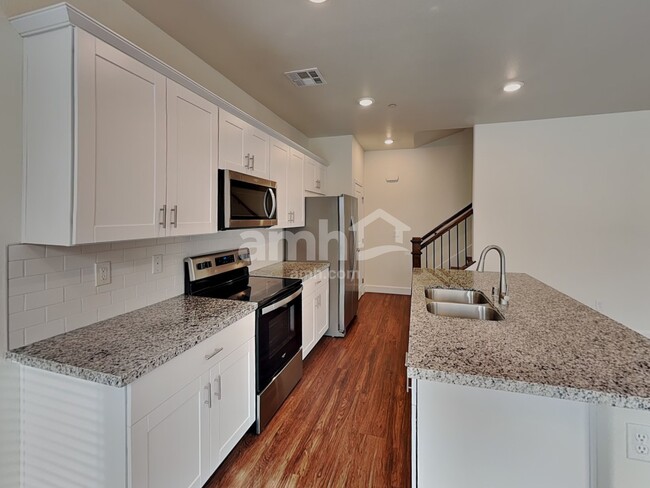 Photo - 341 Seville Ave