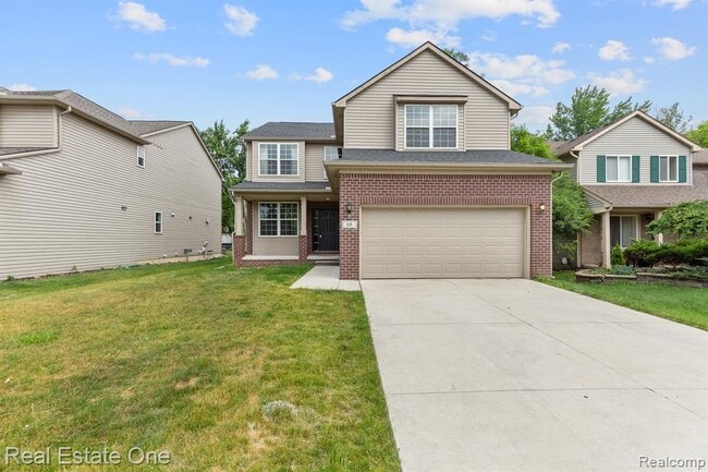 Building Photo - 68 Biltmore Blvd