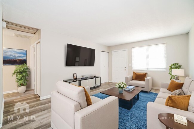 Photo - 1484 Willow View Dr