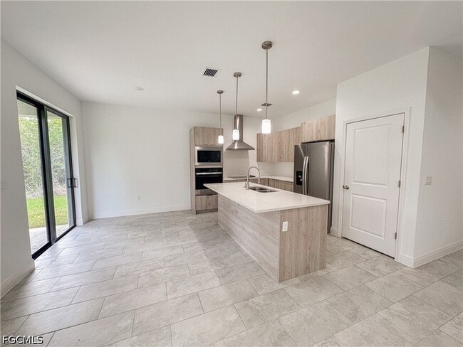 Photo - 5028 Tradewinds Cir