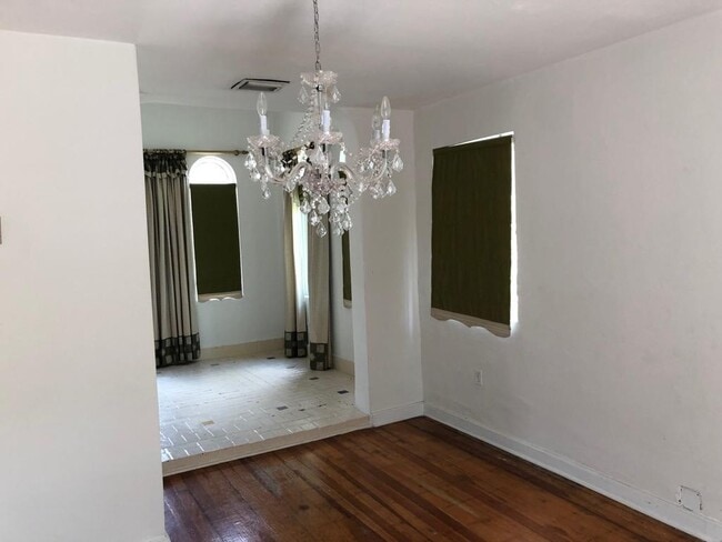 room - 100 NE 43rd St