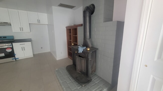 Photo - 2801 El Berrendo Ave Unit B