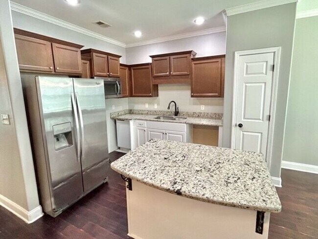 Photo - Now Leasing a 4-bedroom 2 bath home in Oli...