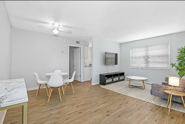 Photo - 13104-13108 Leisure Wood Pl