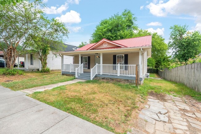 Photo - 3118 Galbraith St