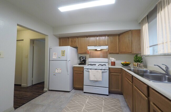 Hazelcrest Apartments