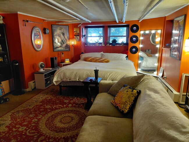 Photo - 6641 N Campbell Ave Unit 1