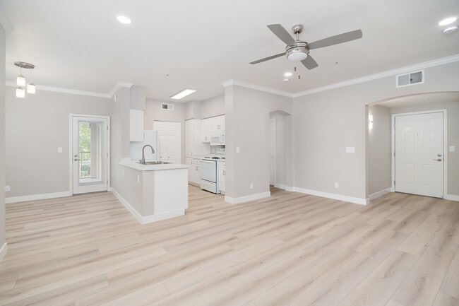 Tahoe - 2BR, 2BA 1,119SF