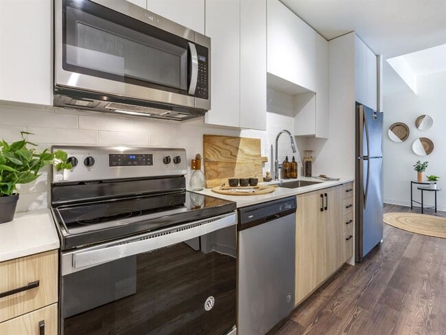 Building Photo - Joy on 4th Rental