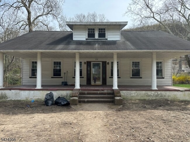 Building Photo - 515 Hamburg Turnpike Unit 2