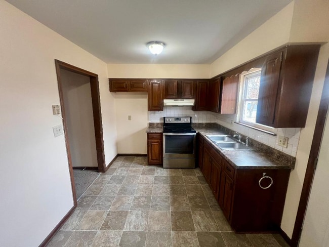 Photo - 1516 N 63 Pl