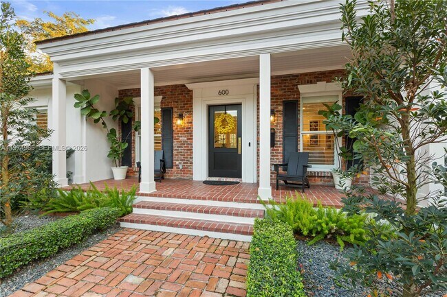 Photo - 600 San Lorenzo Ave