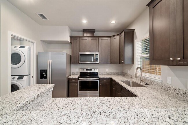 Photo - 622 NW 3rd Ave