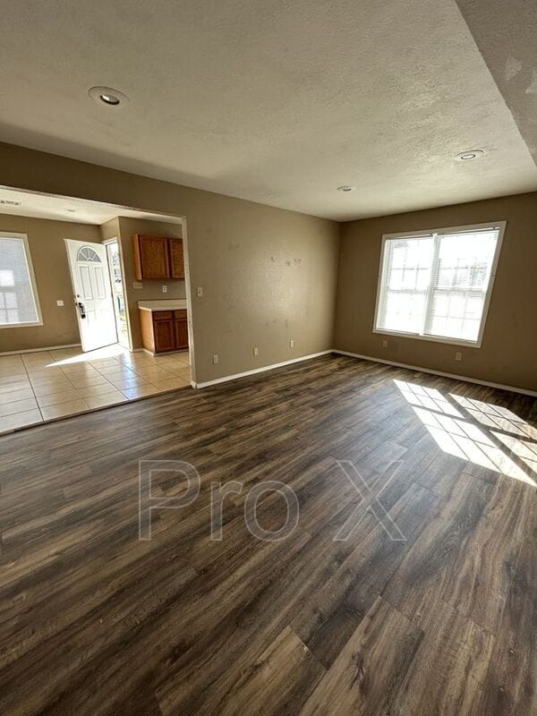 Photo - 713 E Monroe St