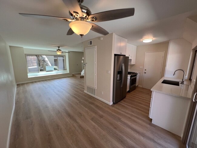 Photo - Gorgeous, Updated Todd Ranch Townhome
