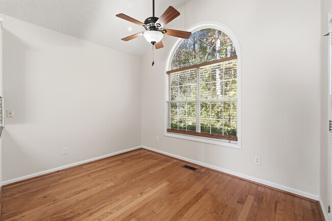 Photo - 3007 Clove Tree Ln