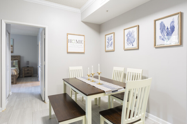 Photo - 780 S Sapodilla Ave Apartment Unit 106