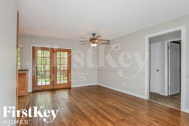 Photo - 522 Ballwood Dr