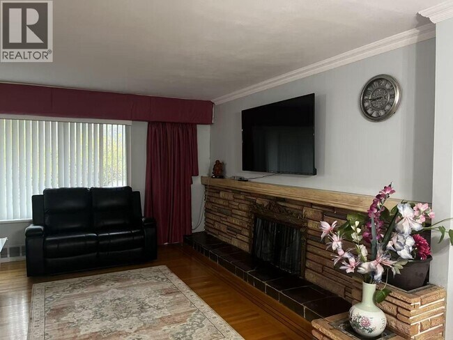 Photo - 81 Glengarry Crescent