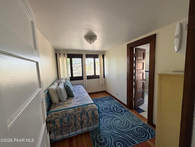 Photo - 411 S Cortez St