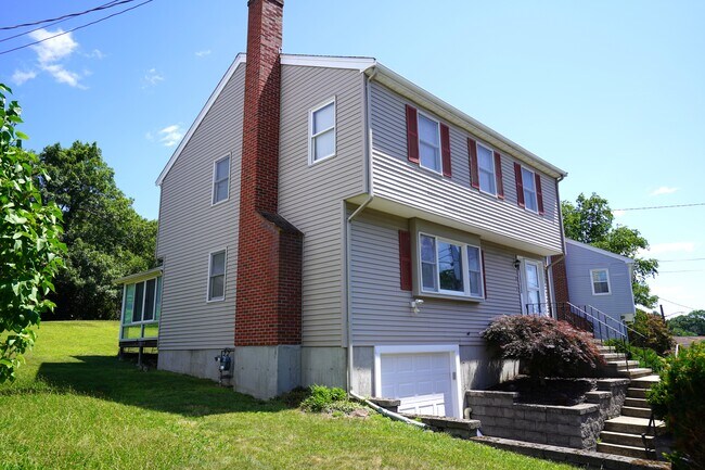 Photo - 8 Mann St