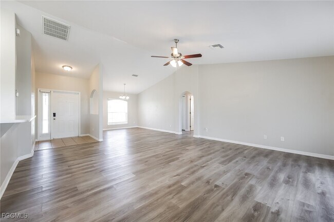 Photo - 2715 72nd St W