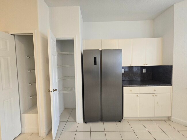 Photo - 3517 Shoma Ln