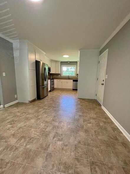 Photo - 1310 Aswan Dr