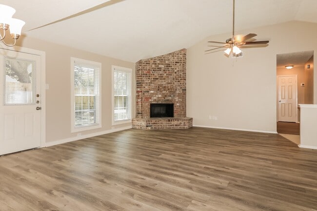Photo - 4703 Owens Creek Ln