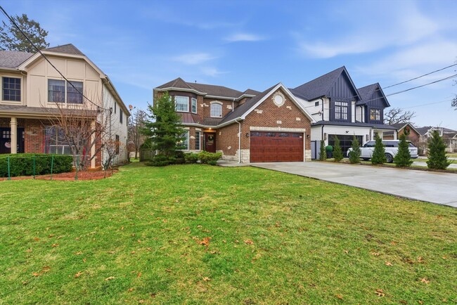 Photo - 395 Scott St