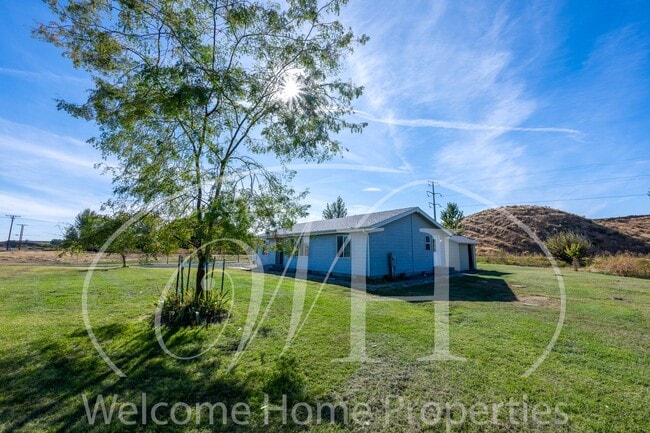 Building Photo - Peaceful Rural Living in Newly Remodeled 3 Bdrm Home