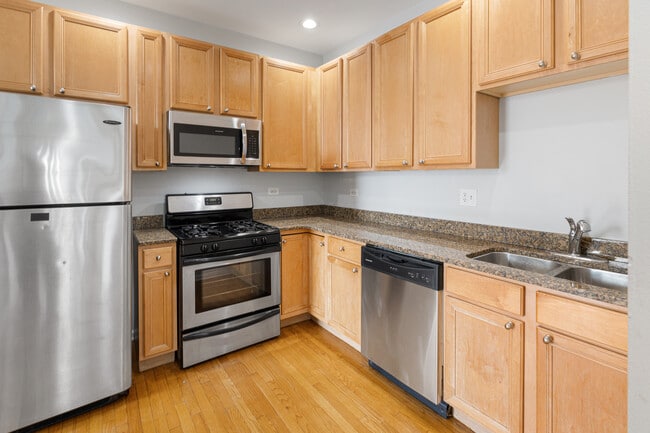 Photo - 2505 W Howard St Unit 306