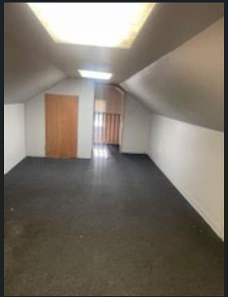 Photo - 18604 Marx St