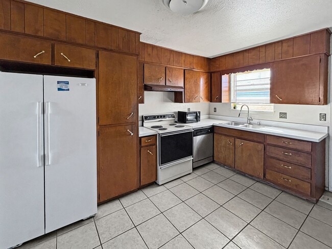 Photo - 513-517 East Sunset Circle Unit 517