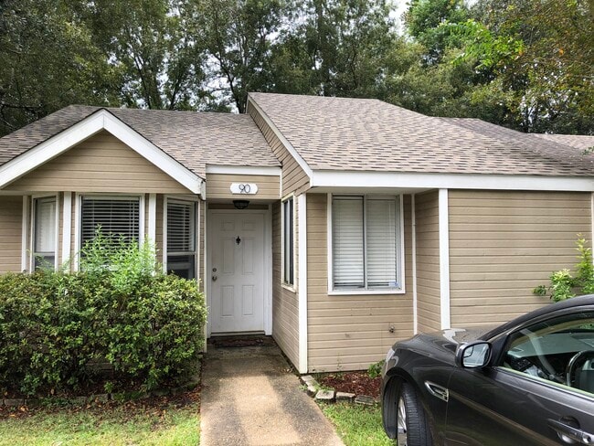 Photo - 14216 Woodlands Dr Unidad 90