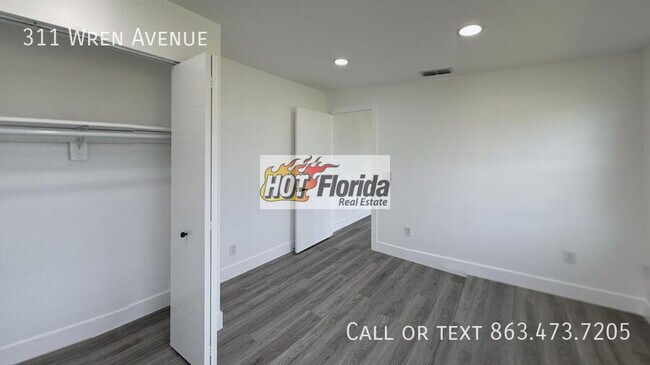 Photo - 311 Wren Ave